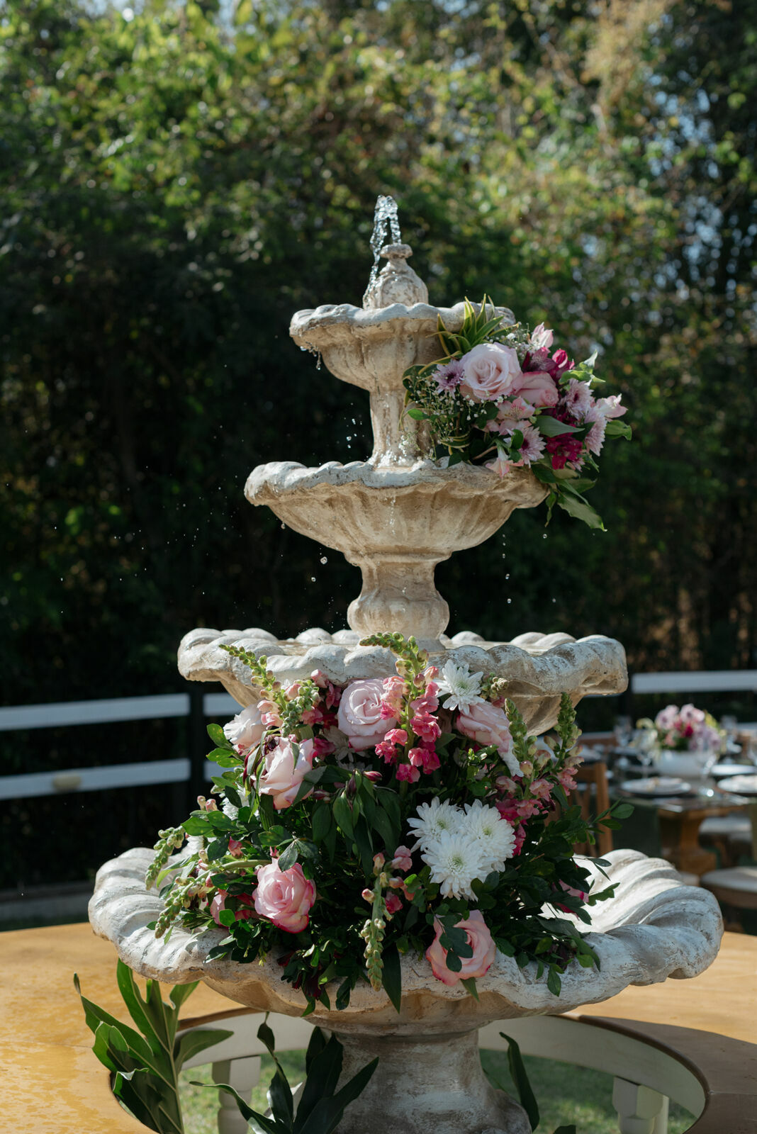 Foto Casamento em fim de tarde na Estância dos Nobres em Pirenópolis Go - Rayssa e Hiago - Imagem 35