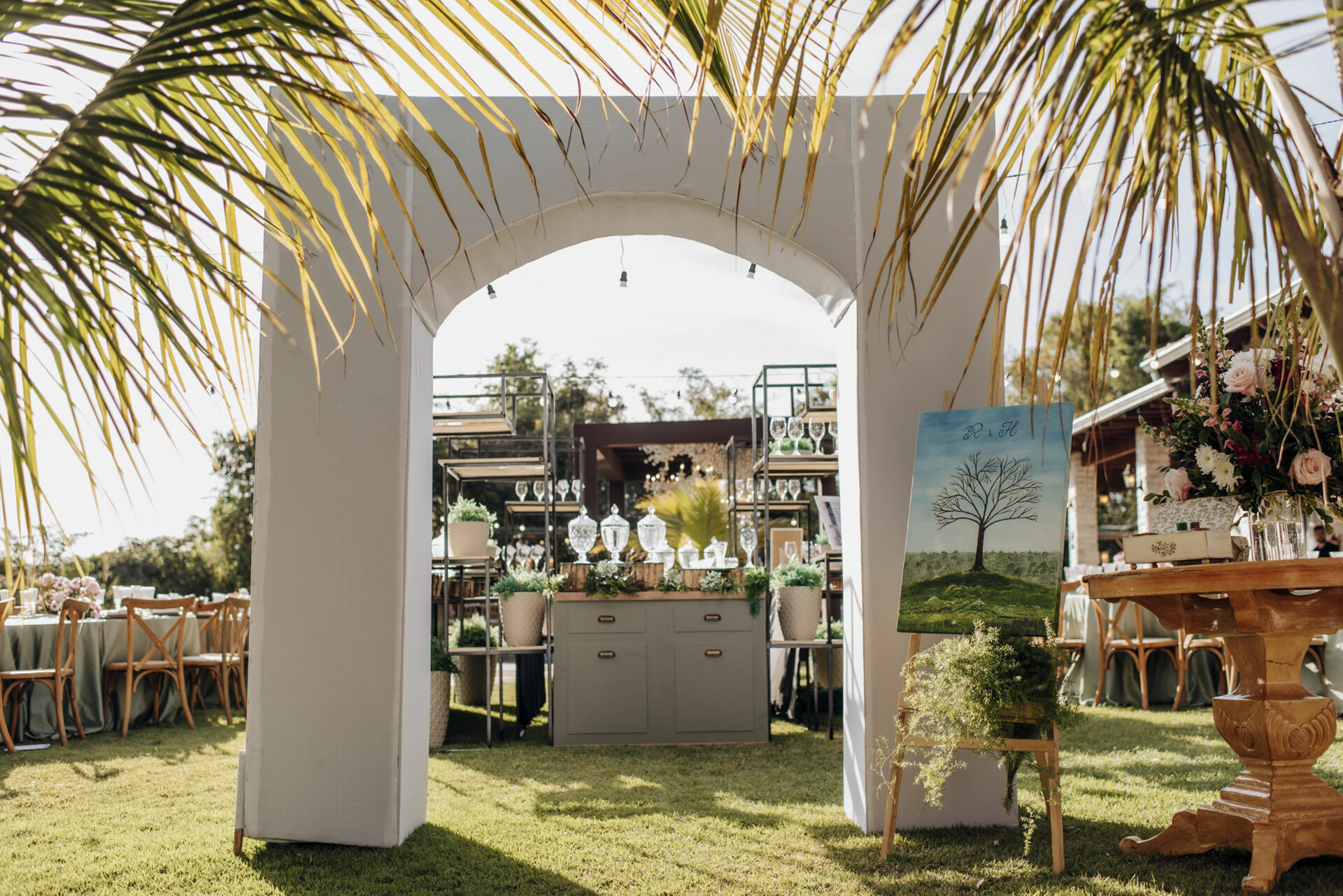 Foto Casamento em fim de tarde na Estância dos Nobres em Pirenópolis Go - Rayssa e Hiago - Imagem 42