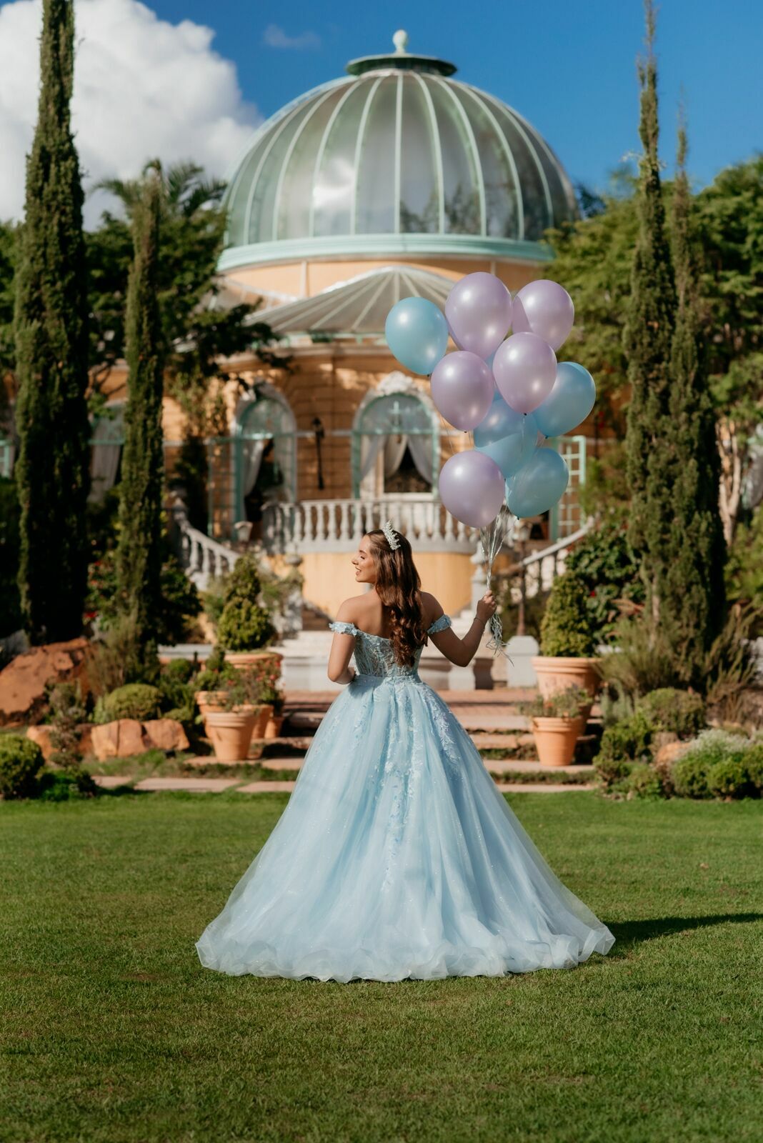 Foto Fotógrafo em Brasília - Ensaio debutante na Villa Giardini - Imagem 28
