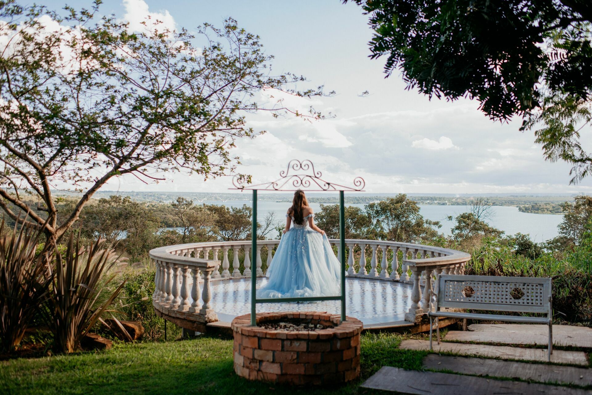 Foto Fotógrafo em Brasília - Ensaio debutante na Villa Giardini - Imagem 55