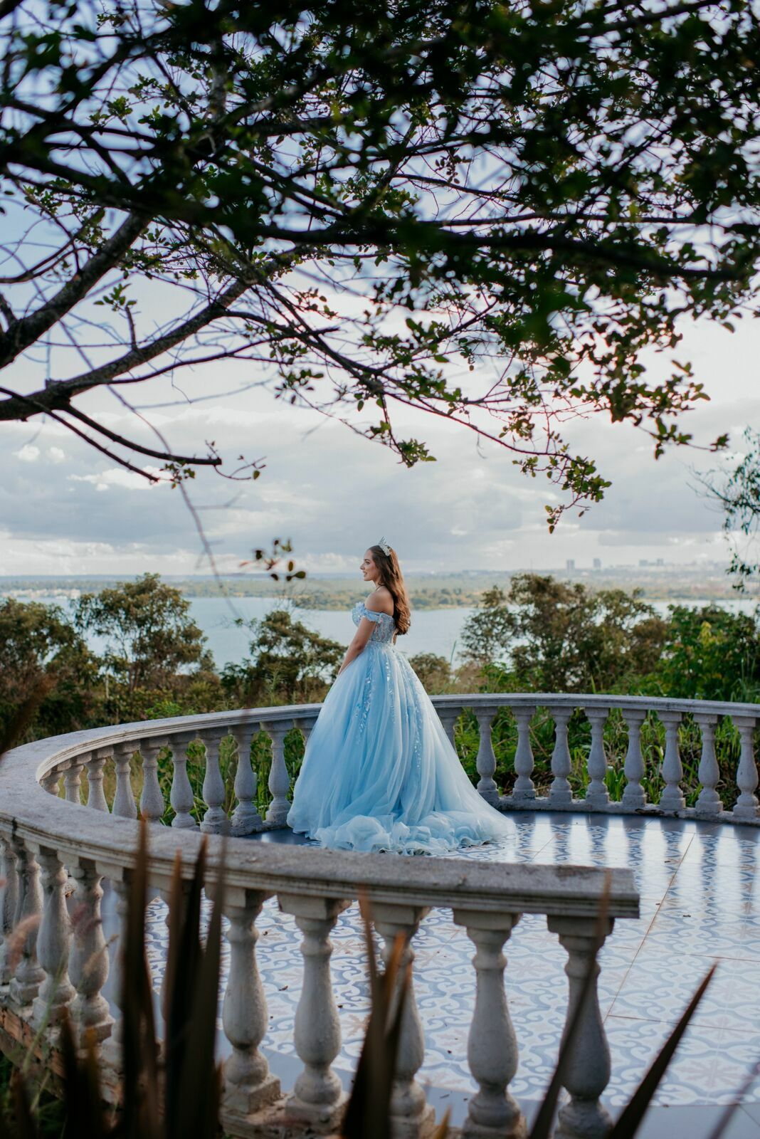 Foto Fotógrafo em Brasília - Ensaio debutante na Villa Giardini - Imagem 54