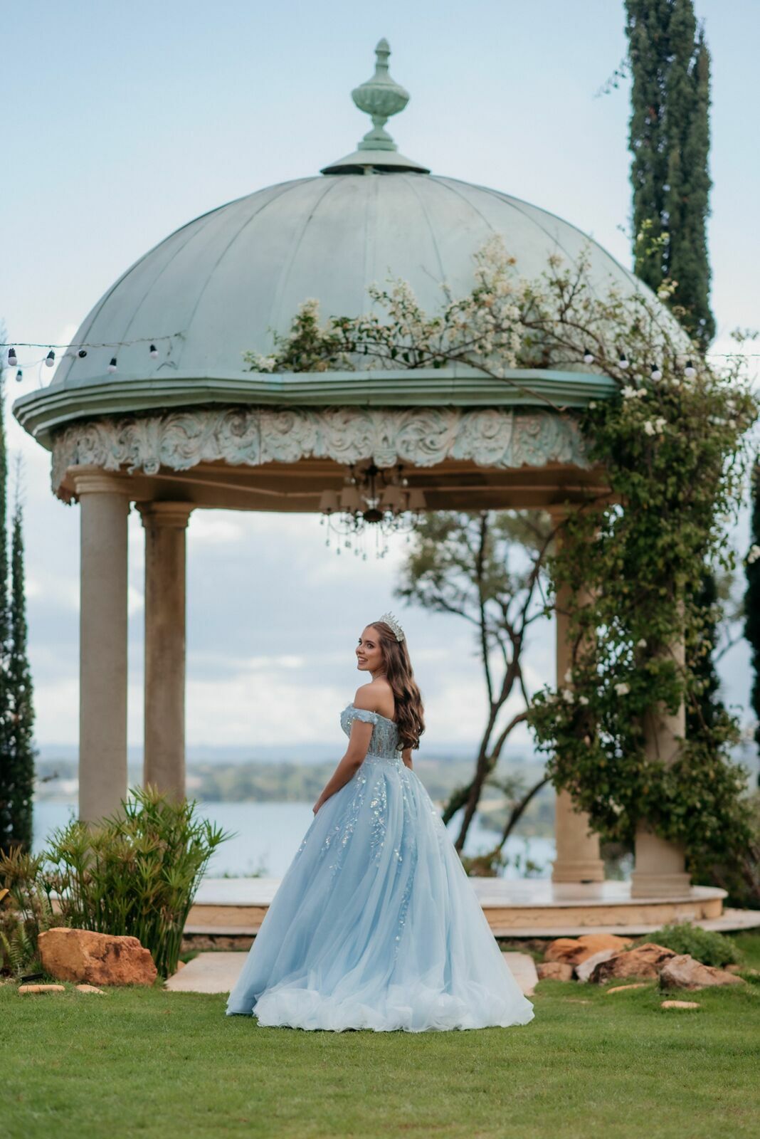 Foto Fotógrafo em Brasília - Ensaio debutante na Villa Giardini - Imagem 46