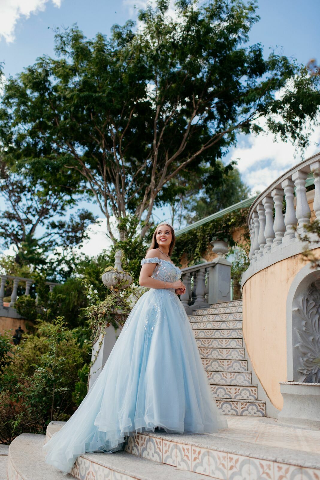 Foto Fotógrafo em Brasília - Ensaio debutante na Villa Giardini - Imagem 9