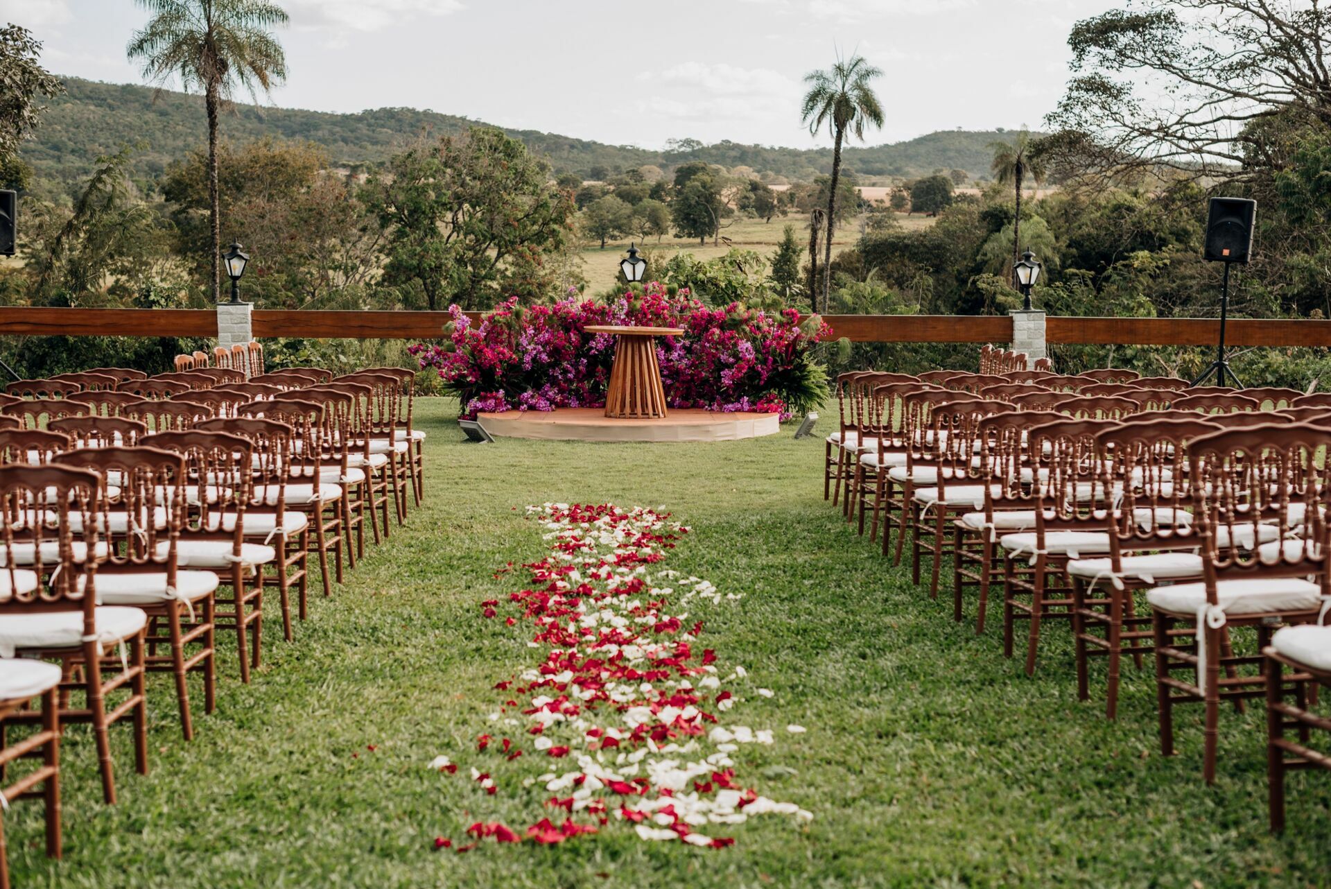 Foto Casamento intimista em Pirenópolis na Estância dos Nobres - Ana Carolina e Daniel - Imagem 19