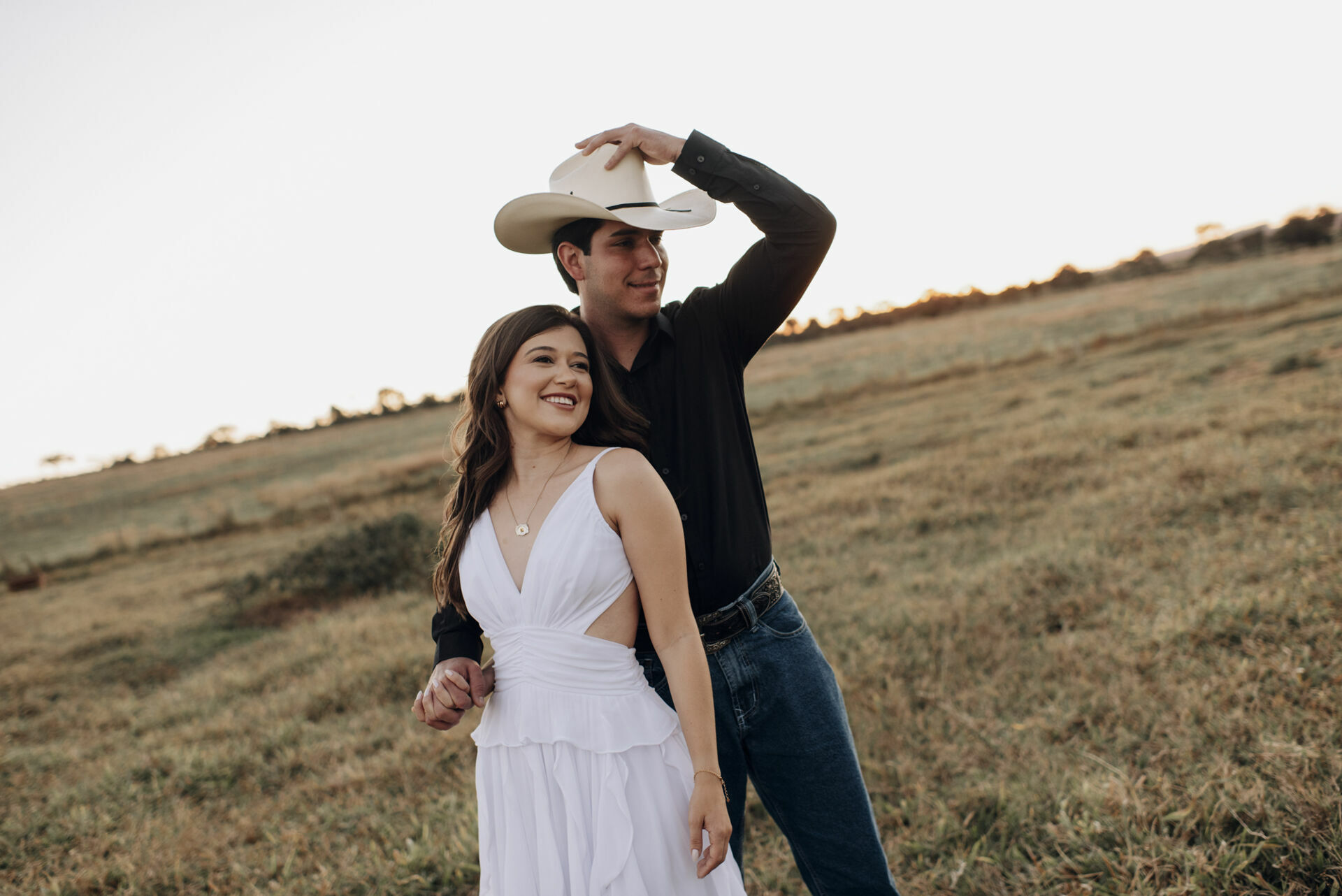 Foto Préwedding em fim de tarde estilo Country - Bruna e Murillo - Imagem 48
