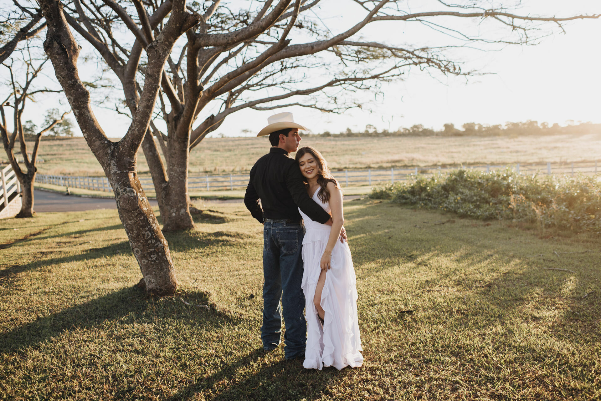 Foto Préwedding em fim de tarde estilo Country - Bruna e Murillo - Imagem 32