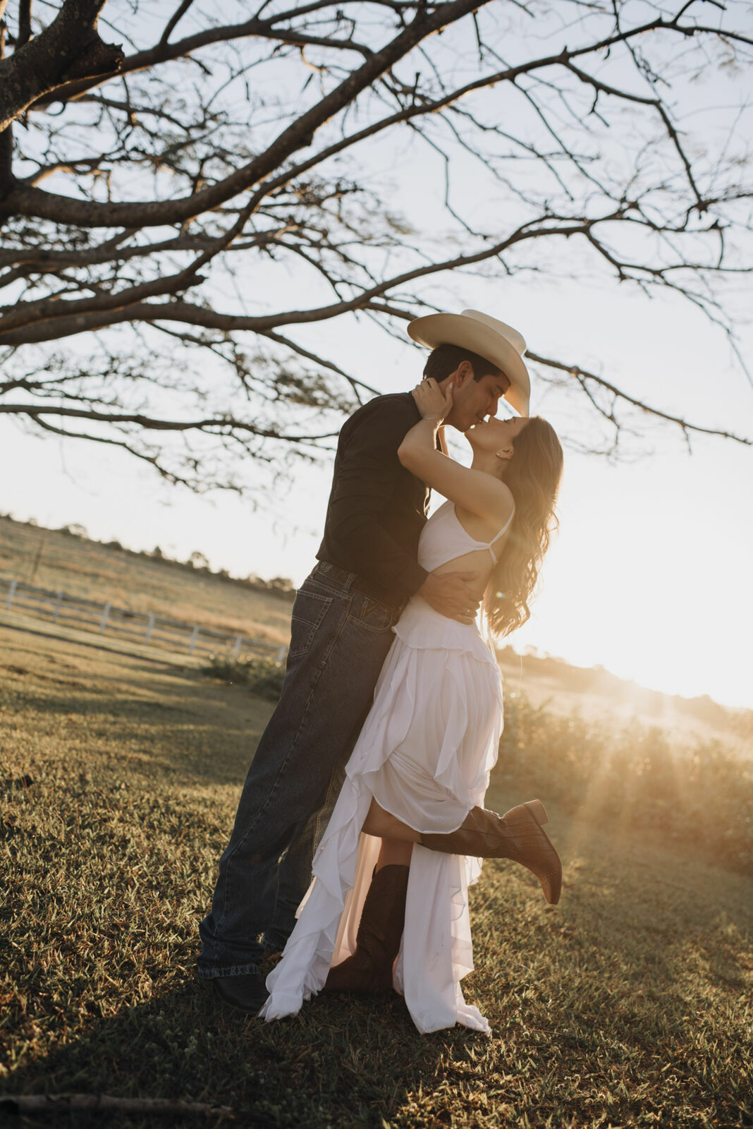 Foto Préwedding em fim de tarde estilo Country - Bruna e Murillo - Imagem 35