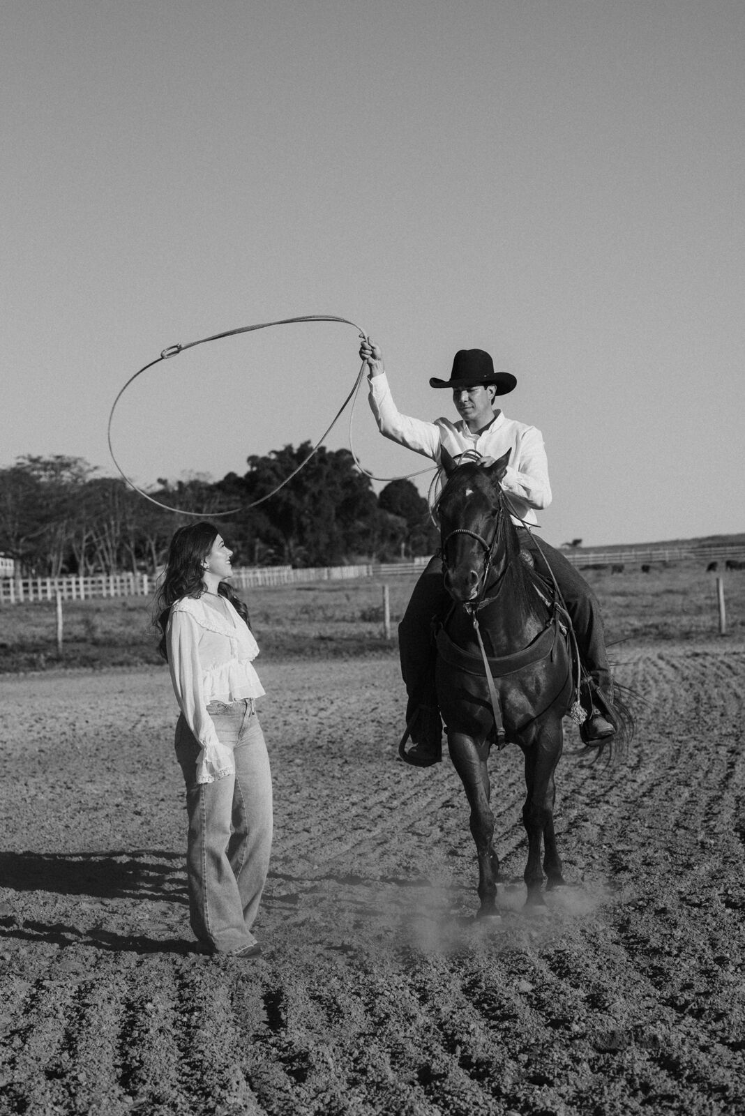 Foto Préwedding em fim de tarde estilo Country - Bruna e Murillo - Imagem 19