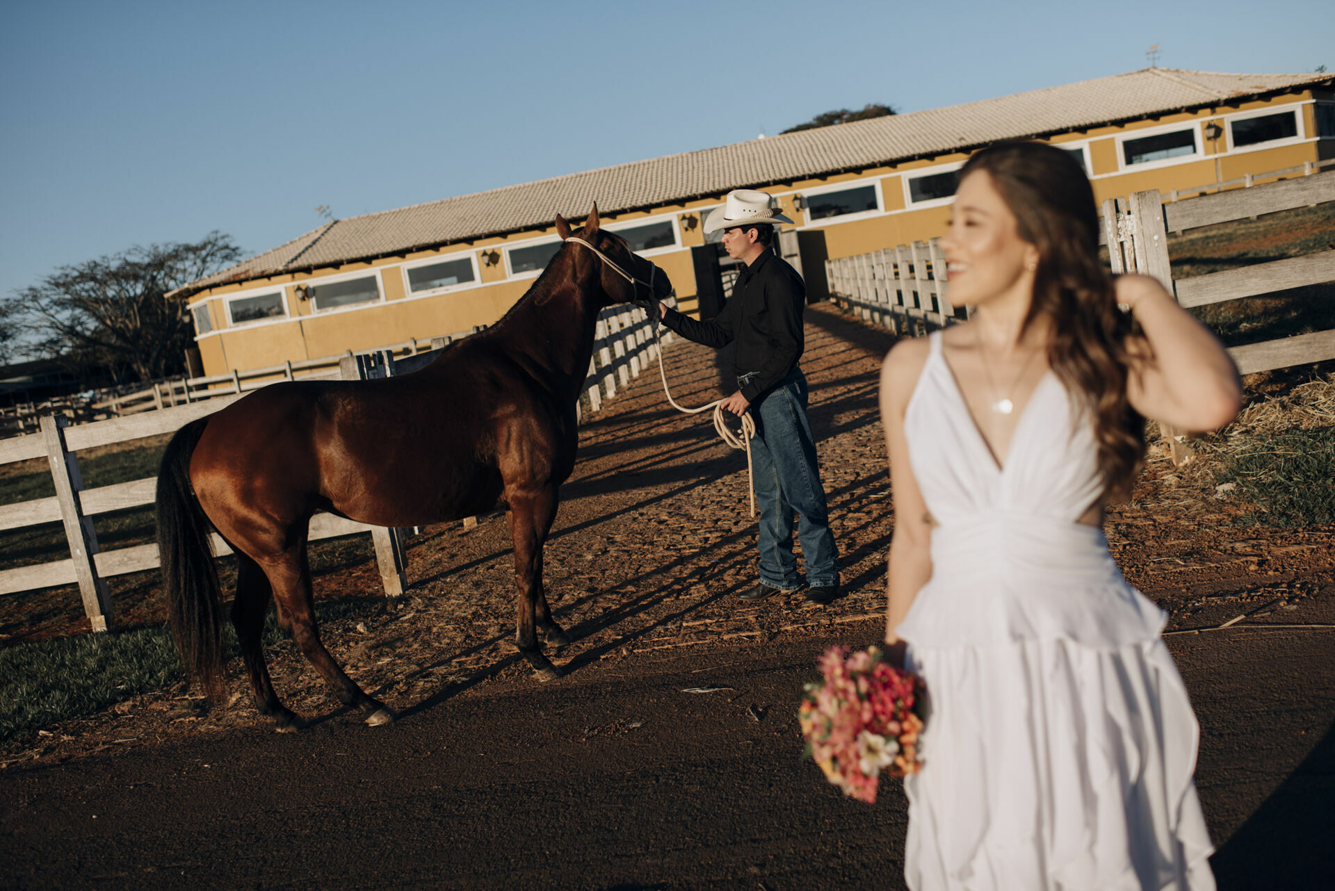 Foto Préwedding em fim de tarde estilo Country - Bruna e Murillo - Imagem 24