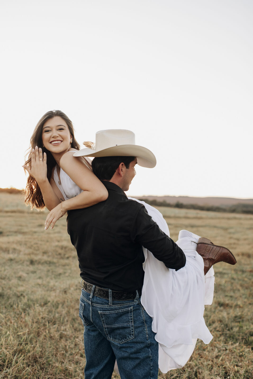 Foto Préwedding em fim de tarde estilo Country - Bruna e Murillo - Imagem 46