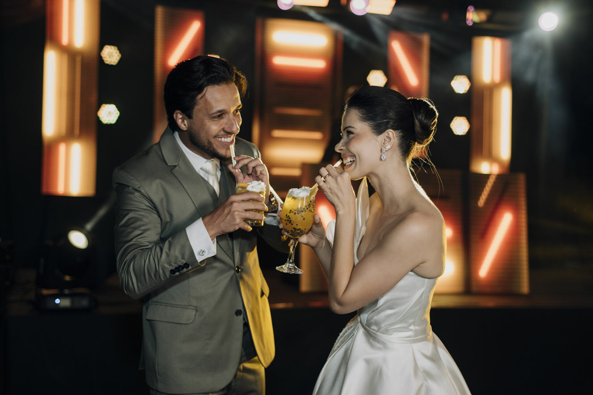 Foto Casamento criativo e emocionante em fim de tarde em Goiás  - Bárbara e Pablo - Imagem 84