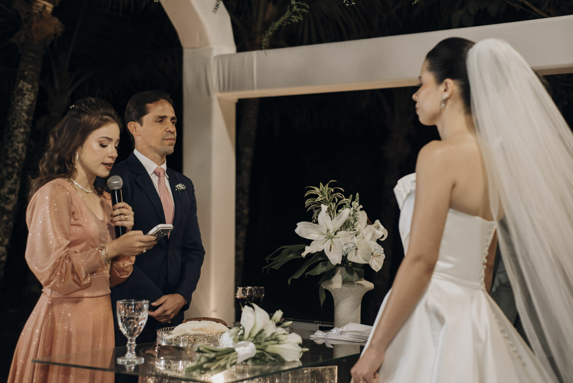 Foto Casamento criativo e emocionante em fim de tarde em Goiás  - Bárbara e Pablo - Imagem 47