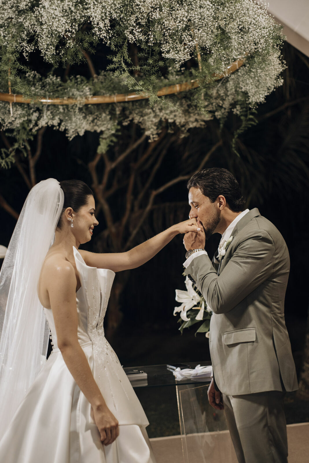 Foto Casamento criativo e emocionante em fim de tarde em Goiás  - Bárbara e Pablo - Imagem 46