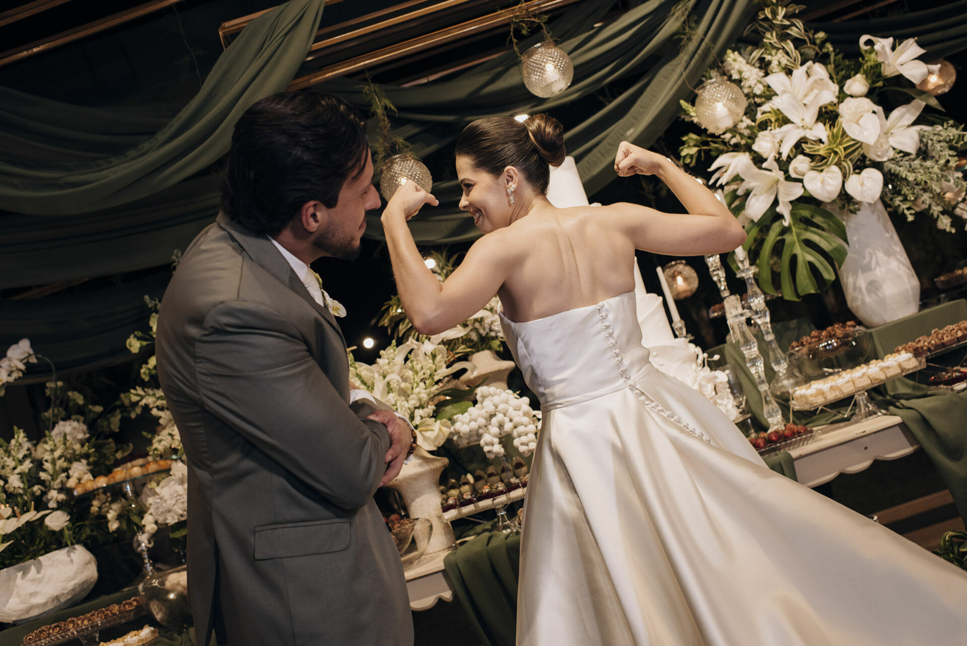 Foto Casamento criativo e emocionante em fim de tarde em Goiás  - Bárbara e Pablo - Imagem 79
