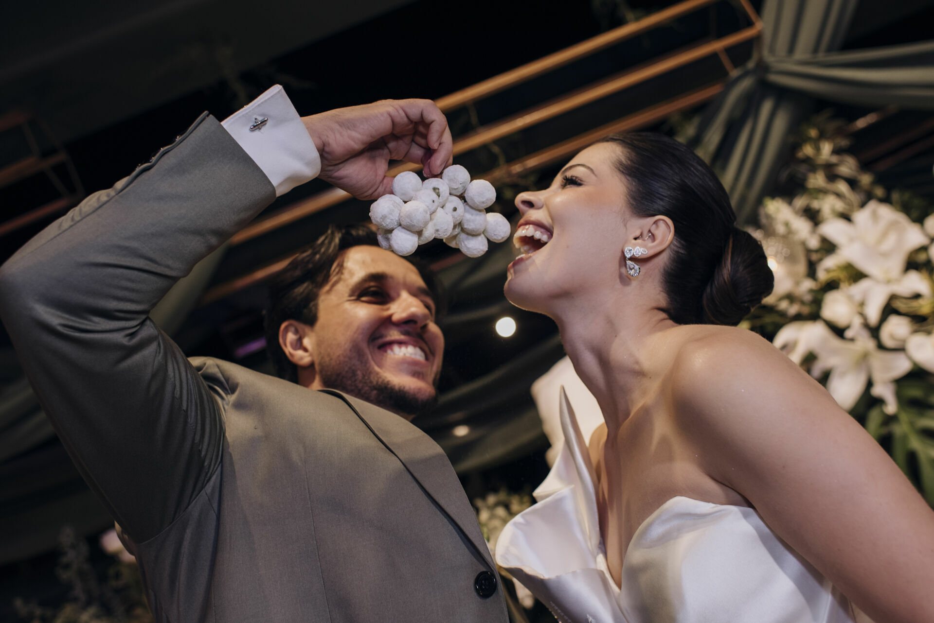 Foto Casamento criativo e emocionante em fim de tarde em Goiás  - Bárbara e Pablo - Imagem 77
