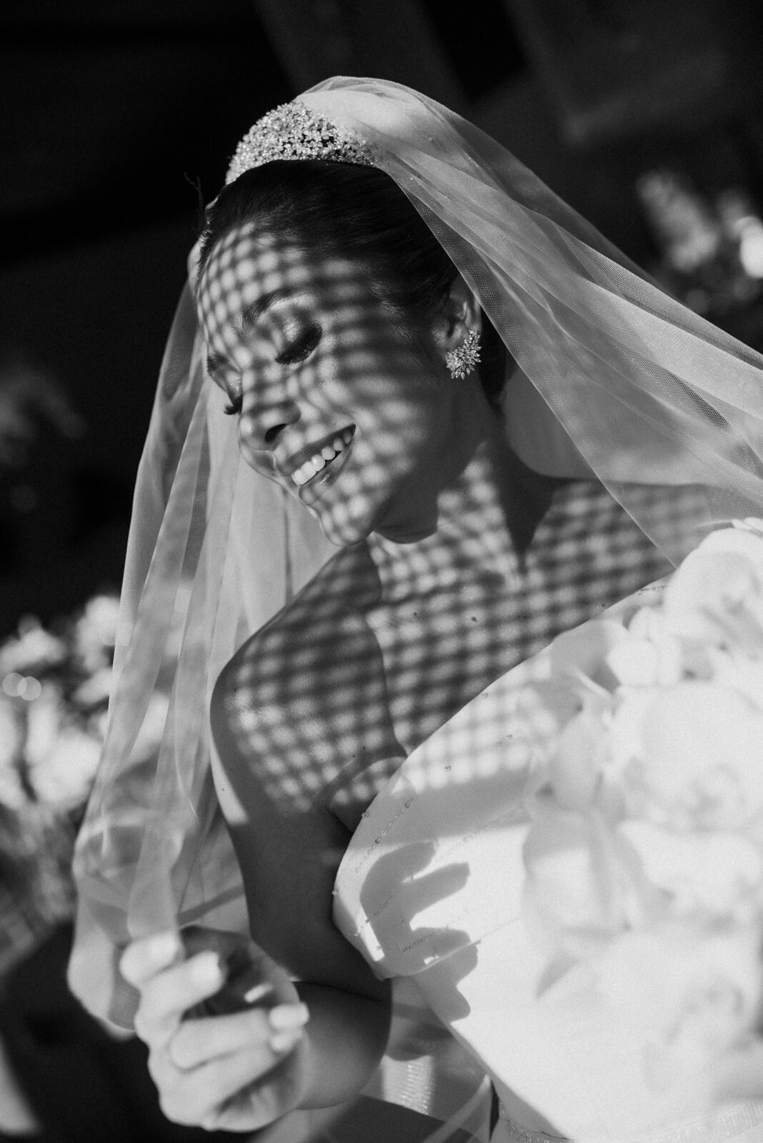 Foto Entre lágrimas e sorrisos: um casamento celebrado com fé, amor e gratidão a Deus... - Imagem 6