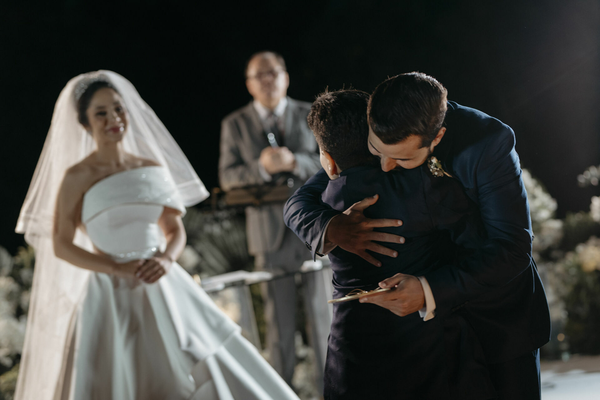 Foto Entre lágrimas e sorrisos: um casamento celebrado com fé, amor e gratidão a Deus... - Imagem 39