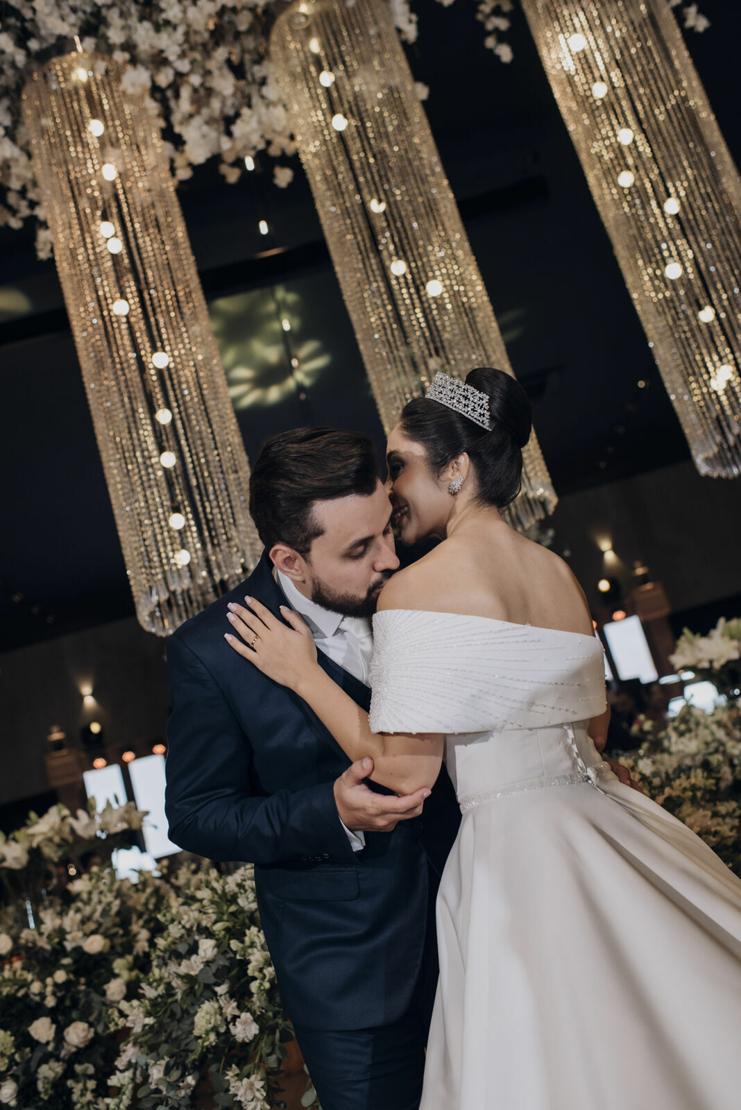 Foto Entre lágrimas e sorrisos: um casamento celebrado com fé, amor e gratidão a Deus... - Imagem 63
