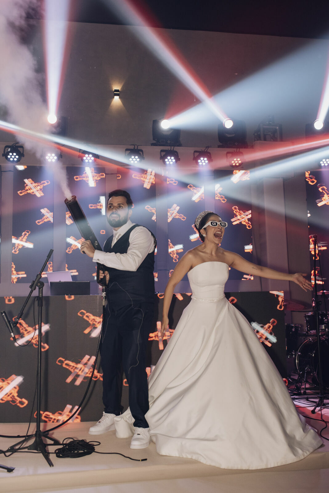 Foto Entre lágrimas e sorrisos: um casamento celebrado com fé, amor e gratidão a Deus... - Imagem 80
