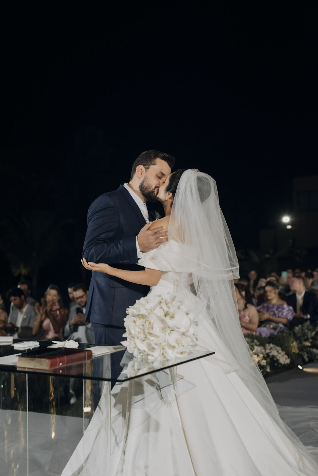 Foto Entre lágrimas e sorrisos: um casamento celebrado com fé, amor e gratidão a Deus... - Imagem 44