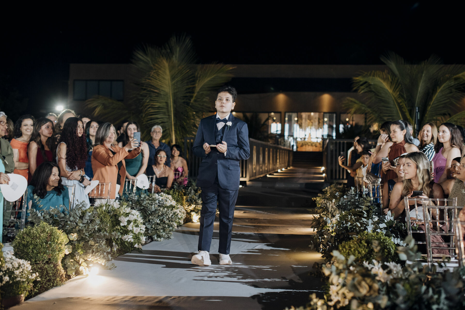 Foto Entre lágrimas e sorrisos: um casamento celebrado com fé, amor e gratidão a Deus... - Imagem 38