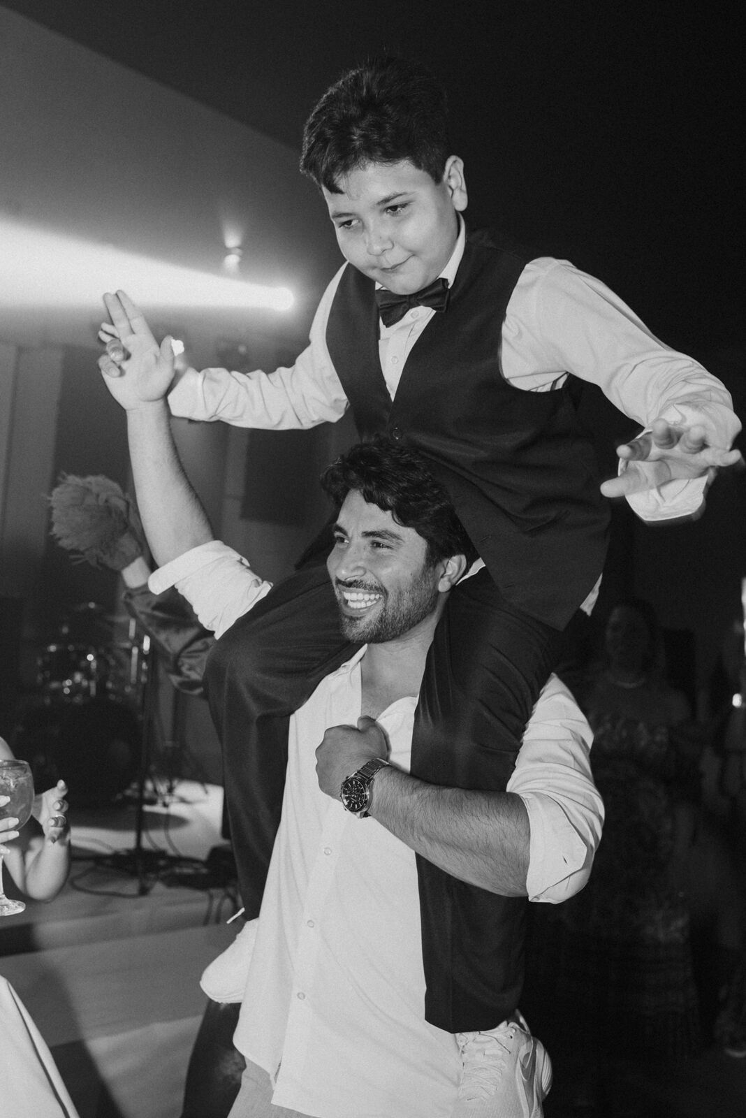 Foto Entre lágrimas e sorrisos: um casamento celebrado com fé, amor e gratidão a Deus... - Imagem 78