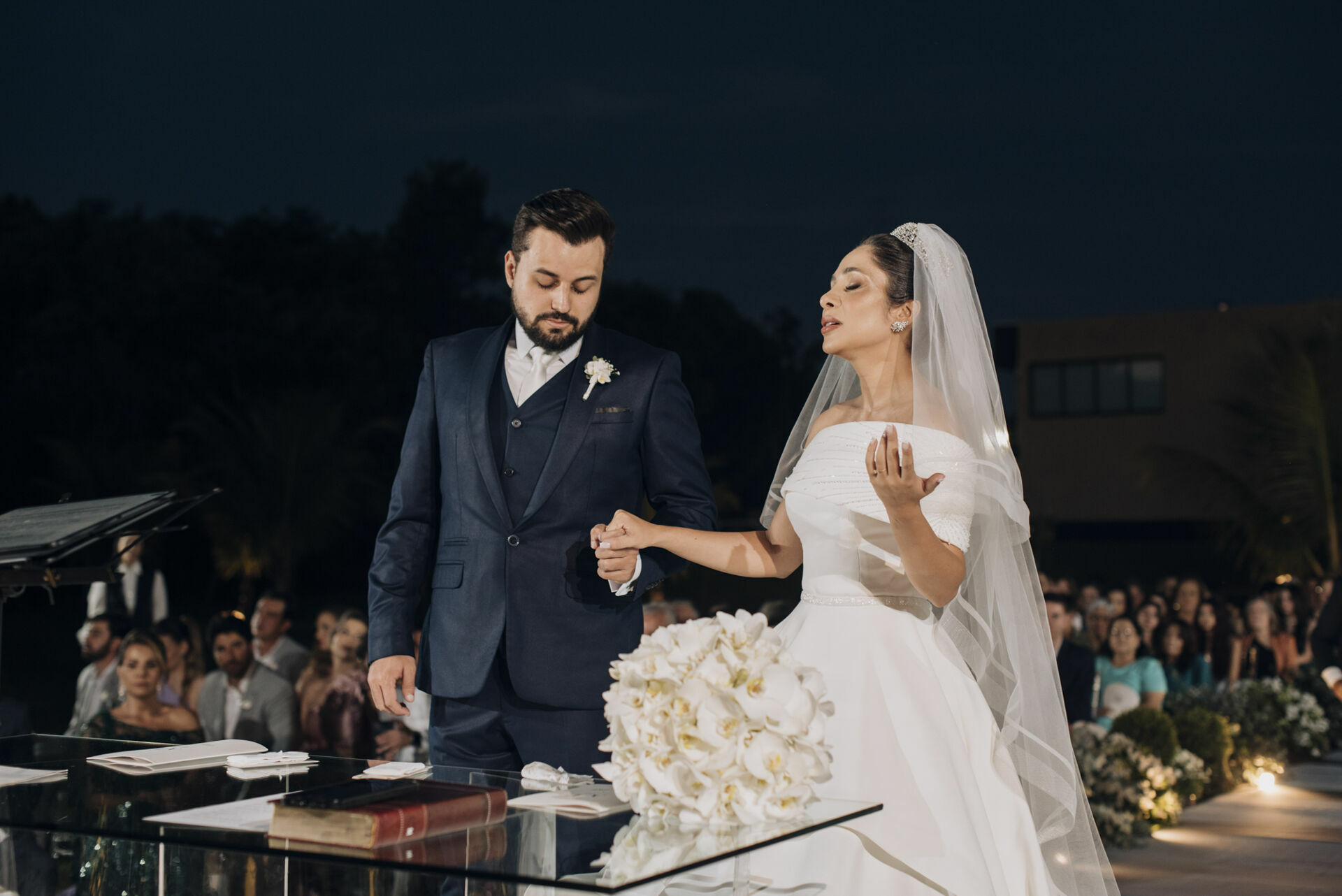 Foto Entre lágrimas e sorrisos: um casamento celebrado com fé, amor e gratidão a Deus... - Imagem 31